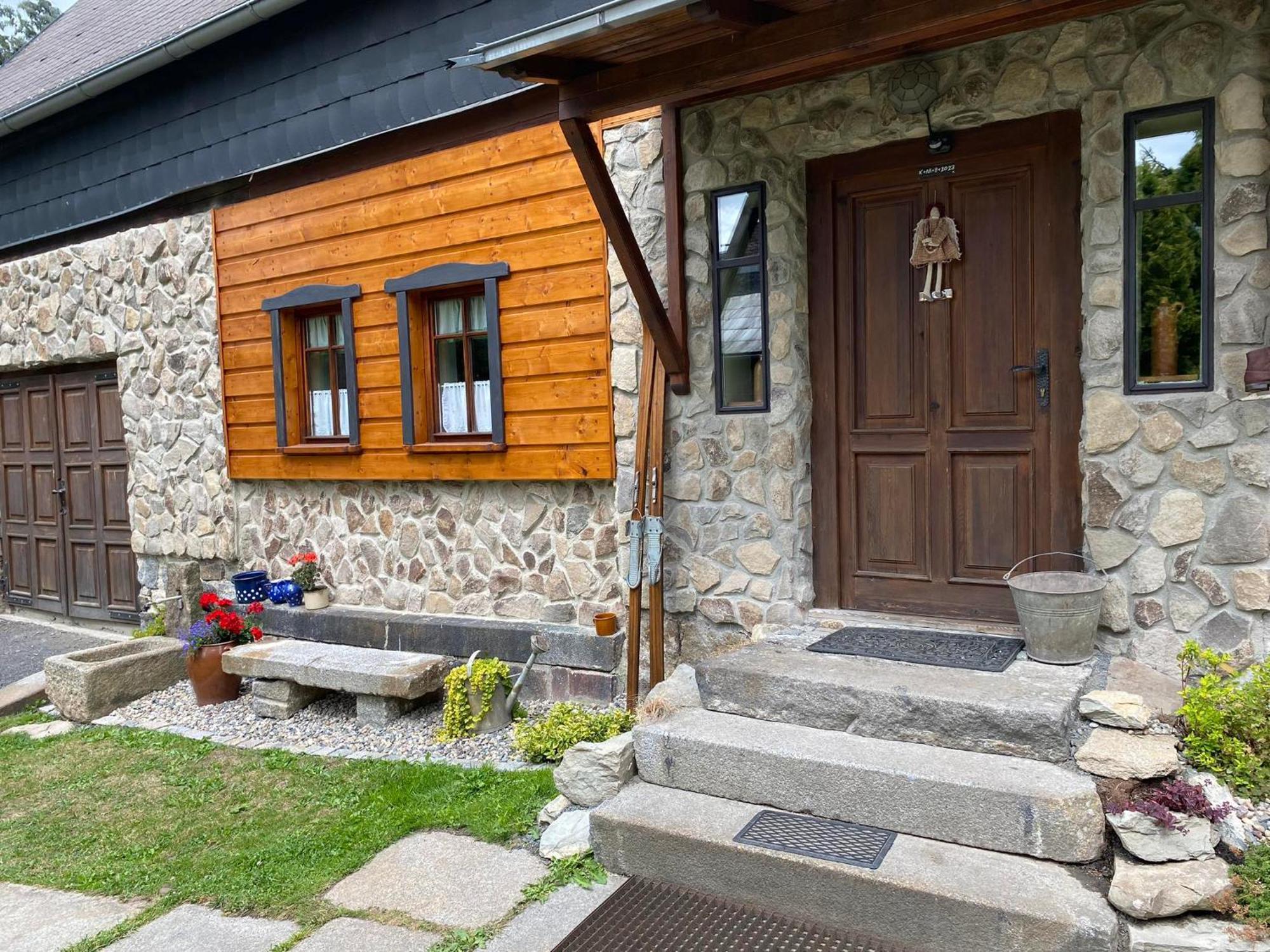 Chaloupka Kralovstvi Villa Sluknov Ngoại thất bức ảnh