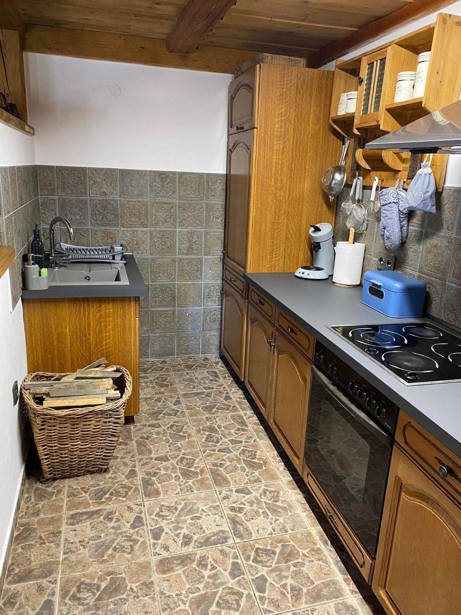 Chaloupka Kralovstvi Villa Sluknov Ngoại thất bức ảnh
